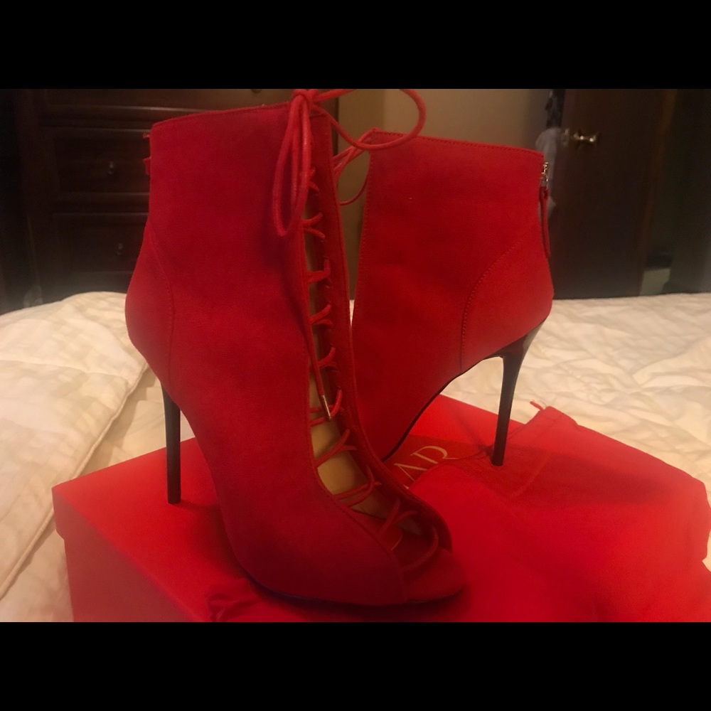 TAMAR Braxton Herbert Red Suede Booties